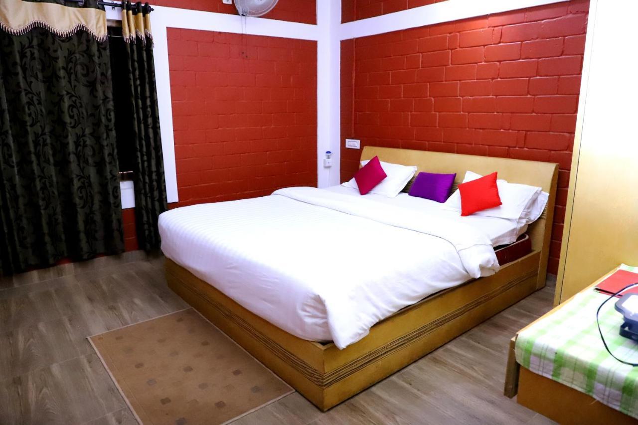 Pepper Green Wayanad Resort With Swimming Pool Kattikkulam エクステリア 写真